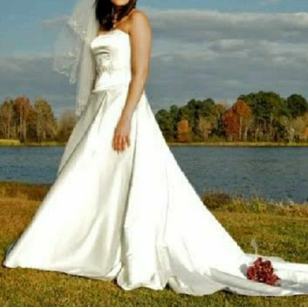 Wedding dress